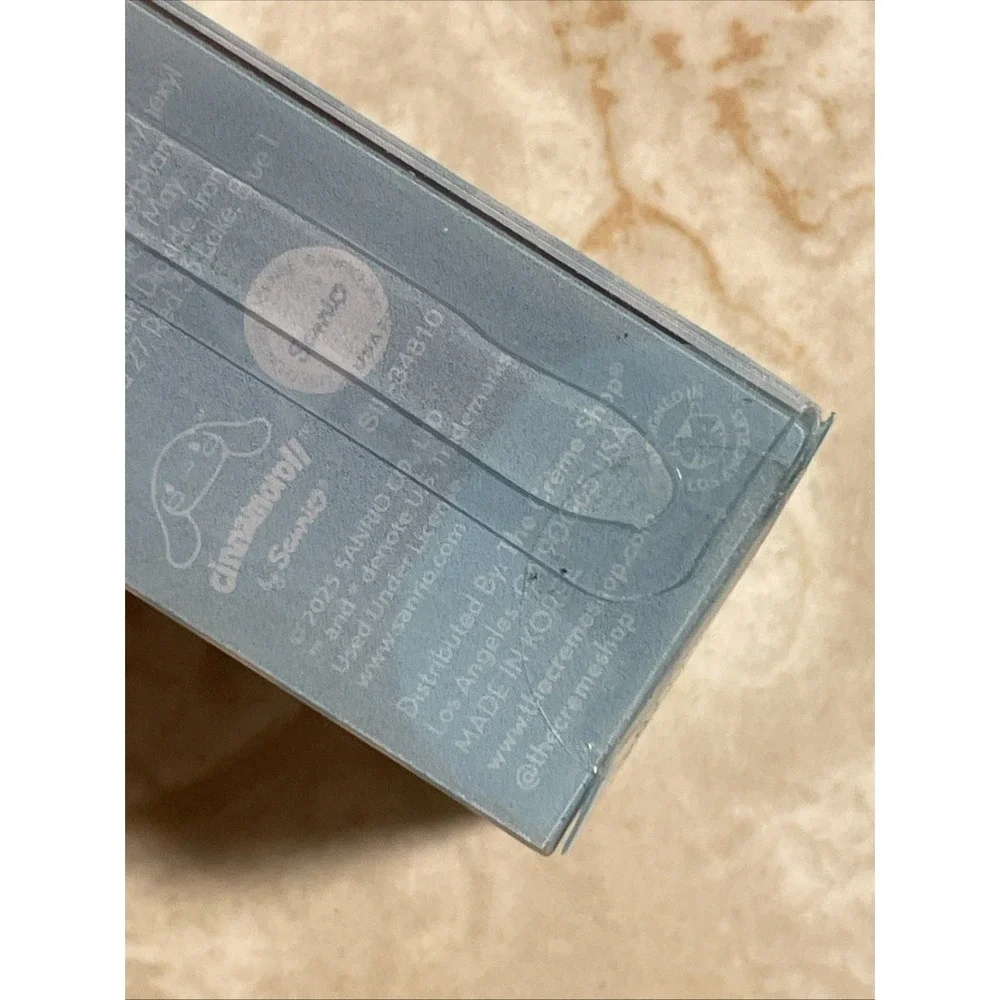 The Crème Shop x Cinnamoroll Dewy Day Lip Oil, Lilac,‎ Sanrio